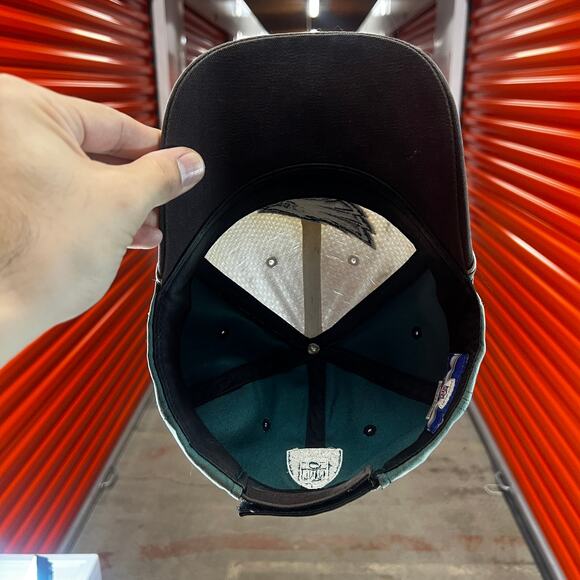 Vintage Y2K Philadelphia Eagles Reebok Mesh Panel Strapback - Picture 4 of 5